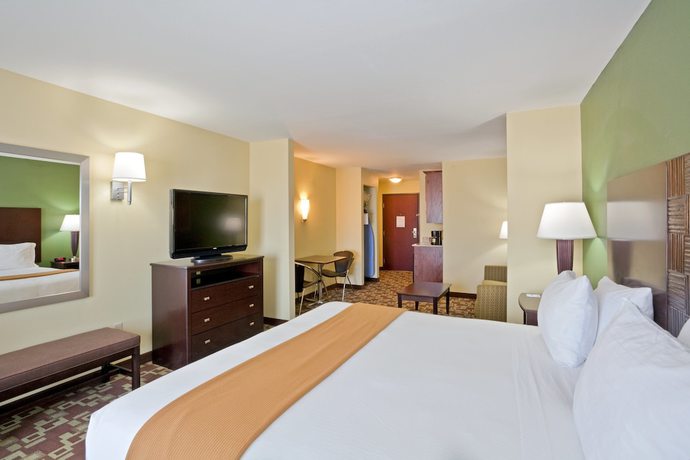 Imagen de la habitación del Hotel Holiday Inn Express and Suites Dumas, an IHG. Foto 13