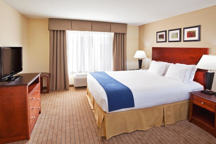 Imagen de la habitación del Hotel Holiday Inn Express and Suites East Lansing, An Ihg. Foto 9