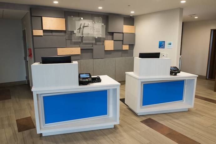 Imagen de los interiores del Hotel Holiday Inn Express and Suites East Lansing, An Ihg. Foto 19