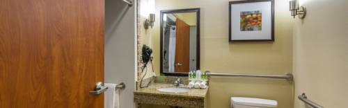 Imagen de la habitación del Hotel Holiday Inn Express and Suites Edmond, An Ihg. Foto 8