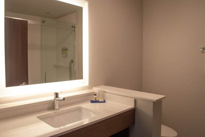 Imagen de la habitación del Hotel Holiday Inn Express and Suites Edmonton N - St. Albert, An Ihg. Foto 11