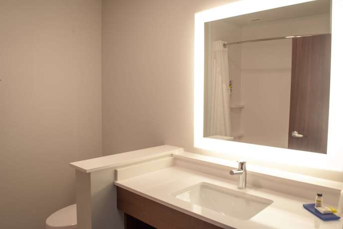 Imagen de la habitación del Hotel Holiday Inn Express and Suites Edmonton N - St. Albert, An Ihg. Foto 14