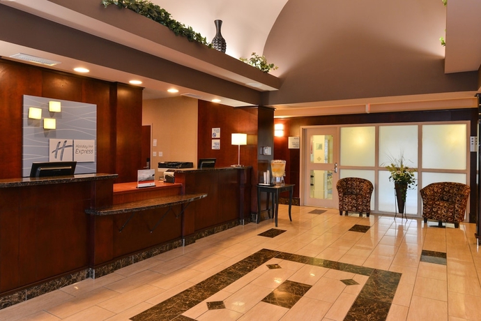 Imagen de los interiores del Hotel Holiday Inn Express and Suites Edmonton North, An Ihg. Foto 17
