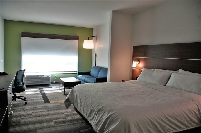 Imagen de la habitación del Hotel Holiday Inn Express and Suites Edmonton Sw - Windermere, An Ihg. Foto 7