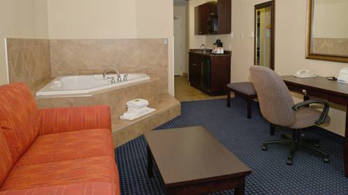 Imagen de la habitación del Hotel Holiday Inn Express and Suites Edson, An Ihg. Foto 3