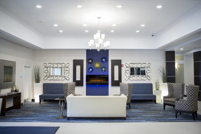 Imagen de los interiores del Hotel Holiday Inn Express and Suites Edwardsville, An Ihg. Foto 15