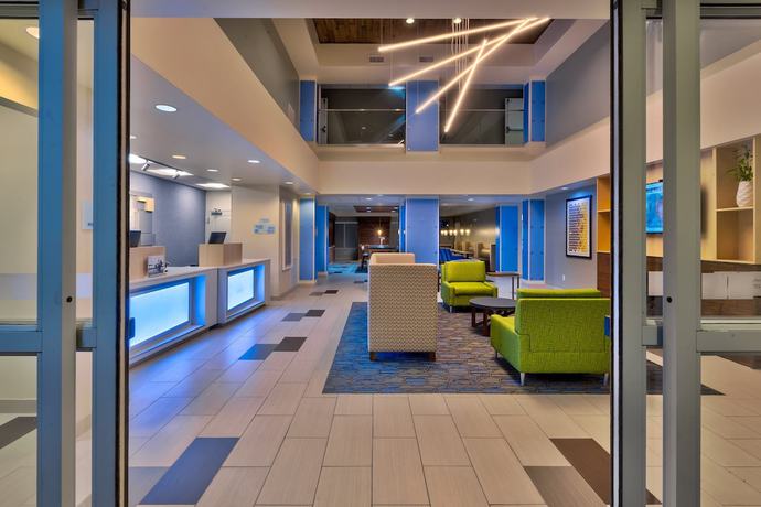 Imagen de los interiores del Hotel Holiday Inn Express and Suites Effingham, An Ihg. Foto 19