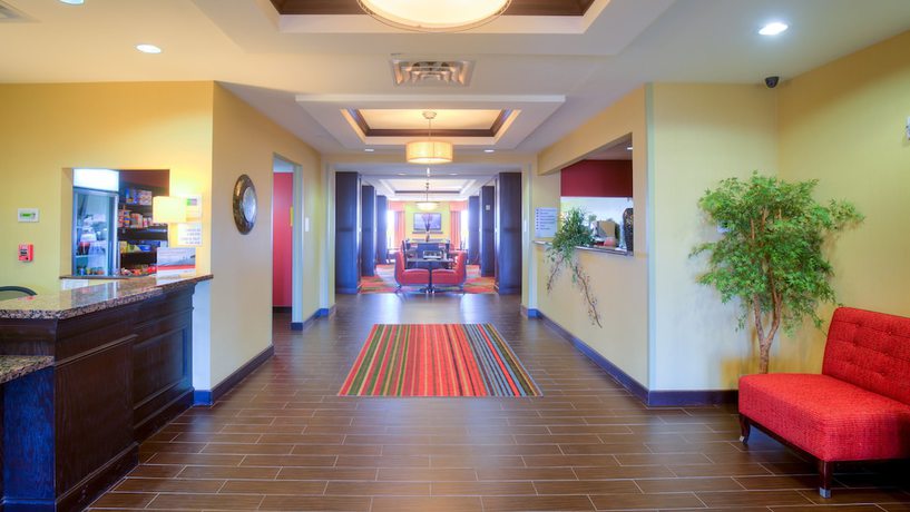 Imagen de los interiores del Hotel Holiday Inn Express and Suites Elk City, An Ihg. Foto 17