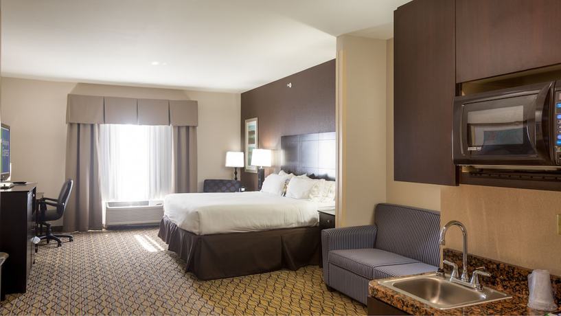 Imagen de la habitación del Hotel Holiday Inn Express and Suites Elk City, An Ihg. Foto 12
