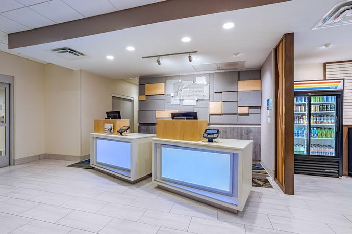 Imagen de los interiores del Hotel Holiday Inn Express and Suites Elkhart North, an IHG. Foto 19