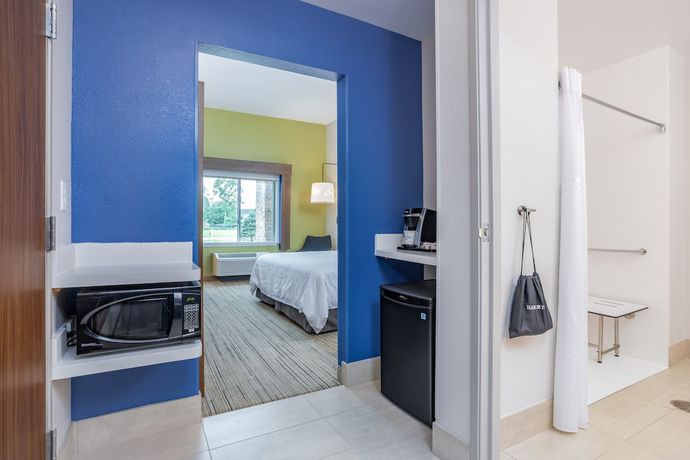 Imagen de la habitación del Hotel Holiday Inn Express and Suites Elkhart North, an IHG. Foto 17
