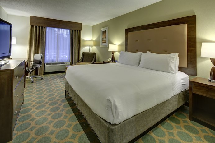 Imagen de la habitación del Hotel Holiday Inn Express and Suites Emporia, An Ihg. Foto 2