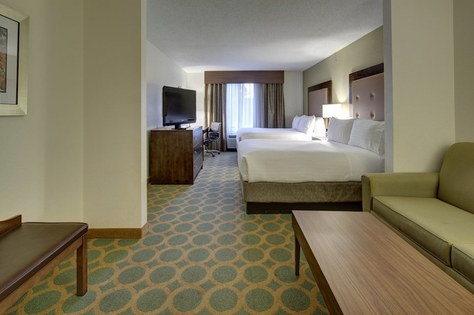 Imagen de la habitación del Hotel Holiday Inn Express and Suites Emporia, An Ihg. Foto 4