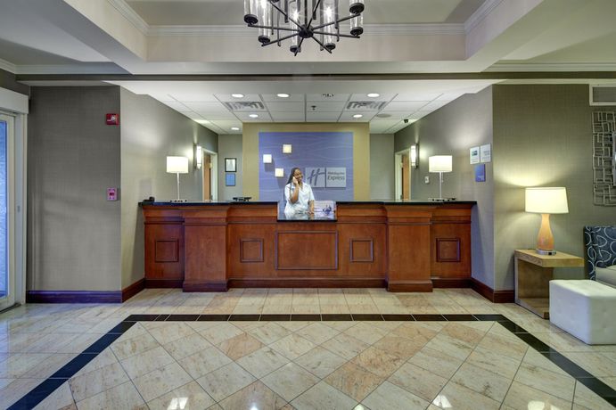 Imagen de los interiores del Hotel Holiday Inn Express and Suites Emporia, An Ihg. Foto 20