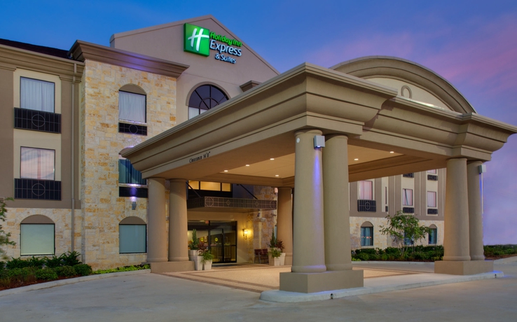 Imagen de los exteriores del Hotel Holiday Inn Express and Suites Energy Corridor West Oaks, An Ihg. Foto 6