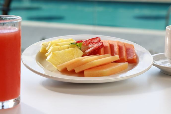 Imagen del bar/restaurante del Hotel Holiday Inn Express and Suites Ensenada Centro. Foto 4