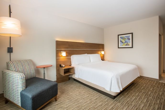 Imagen de la habitación del Hotel Holiday Inn Express and Suites Fairburn, an IHG. Foto 12