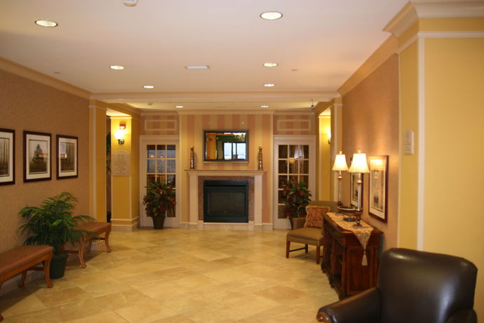 Imagen de los interiores del Hotel Holiday Inn Express and Suites Florence I-95 and I-20 Civic Ctr, An Ihg. Foto 6