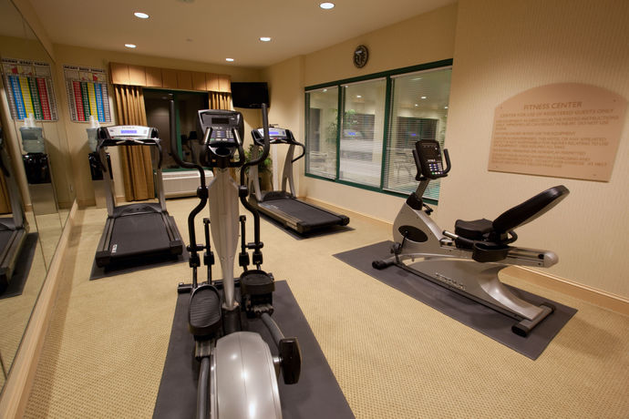 Imagen de los interiores del Hotel Holiday Inn Express and Suites Florence I-95 and I-20 Civic Ctr, An Ihg. Foto 10