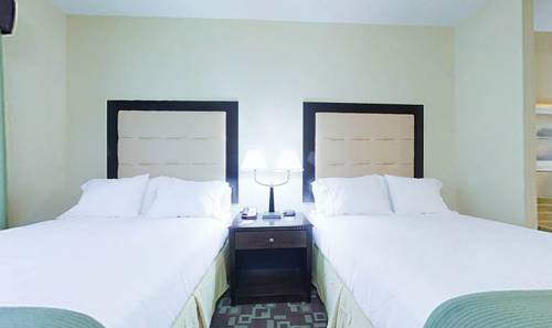 Imagen de la habitación del Hotel Holiday Inn Express and Suites Foley, An Ihg. Foto 8