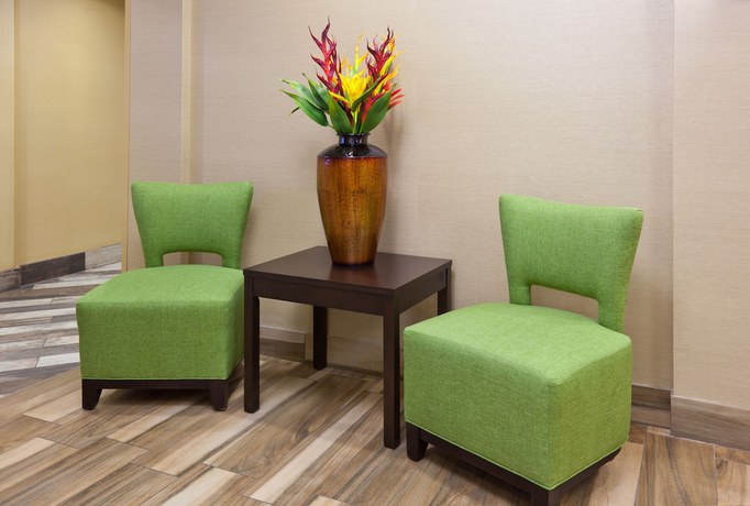 Imagen de los interiores del Hotel Holiday Inn Express and Suites Fort Dodge, an IHG. Foto 18