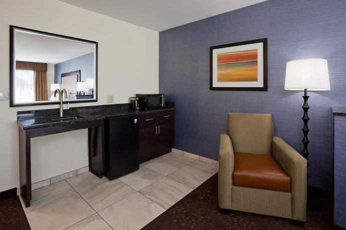 Imagen de la habitación del Hotel Holiday Inn Express and Suites Fort Dodge, an IHG. Foto 7