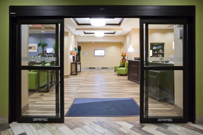 Imagen de los interiores del Hotel Holiday Inn Express and Suites Fort Dodge, an IHG. Foto 20