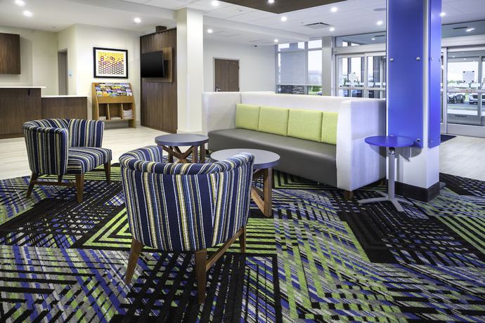Imagen de los interiores del Hotel Holiday Inn Express and Suites Fort Myers Airport, an IHG. Foto 18