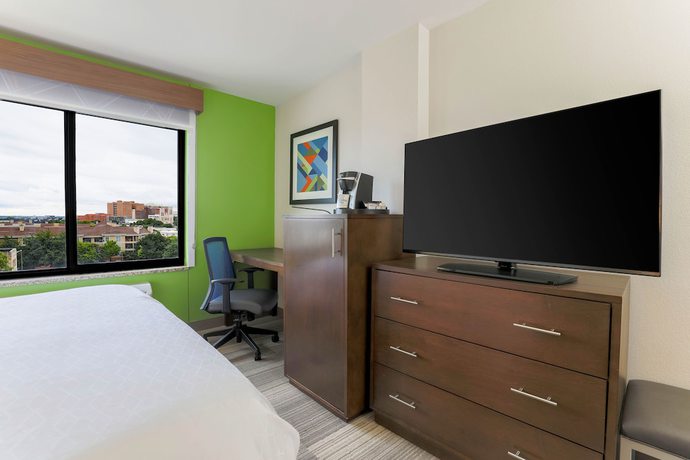 Imagen de la habitación del Hotel Holiday Inn Express and Suites Fort Worth Downtown, An Ihg. Foto 6