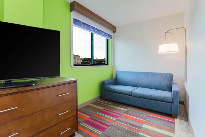 Imagen de la habitación del Hotel Holiday Inn Express and Suites Fort Worth Downtown, An Ihg. Foto 14