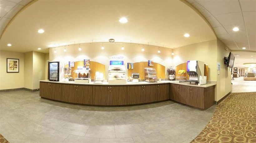 Imagen del bar/restaurante del Hotel Holiday Inn Express and Suites Fort Worth Downtown, An Ihg. Foto 3