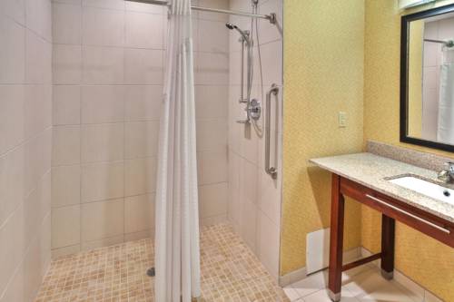 Imagen de la habitación del Hotel Holiday Inn Express and Suites Frankenmuth, An Ihg. Foto 5