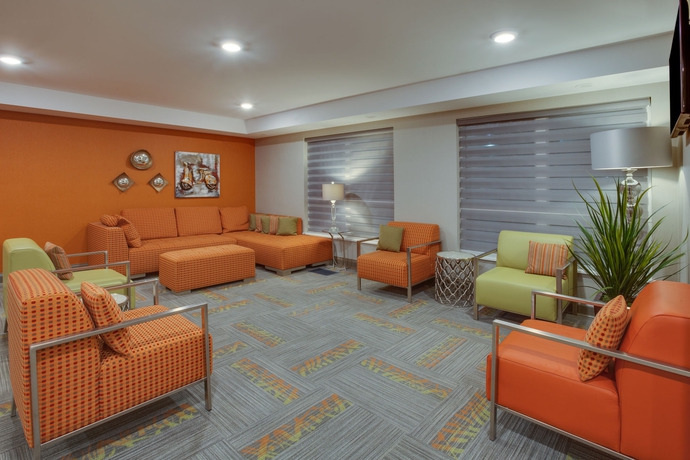 Imagen de los interiores del Hotel Holiday Inn Express and Suites Fredericton, An Ihg. Foto 7