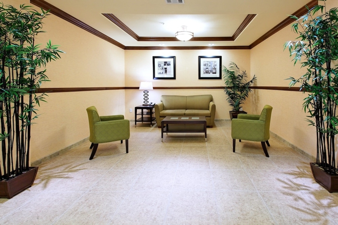 Imagen de los interiores del Hotel Holiday Inn Express and Suites Fresno Northwest-herndon, An Ihg. Foto 14