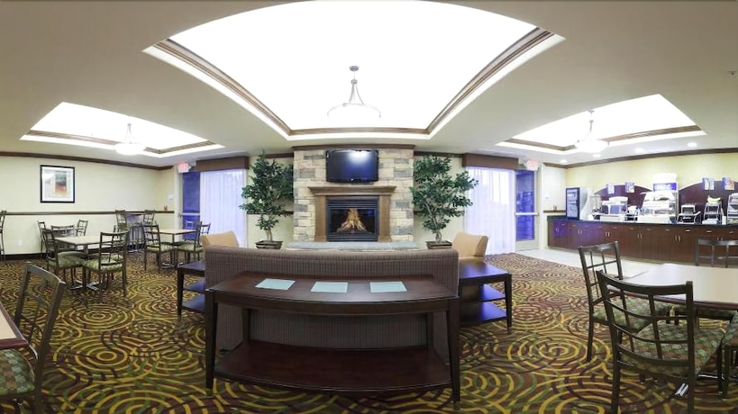 Imagen del bar/restaurante del Hotel Holiday Inn Express and Suites Fresno Northwest-herndon, An Ihg. Foto 3