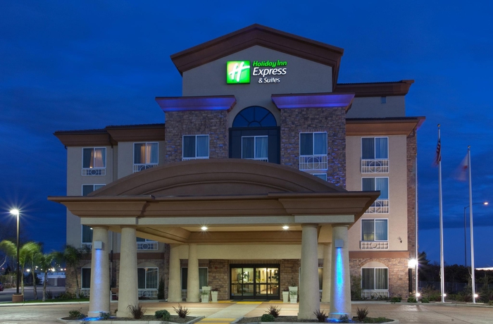 Imagen de los exteriores del Hotel Holiday Inn Express and Suites Fresno South, An Ihg. Foto 15
