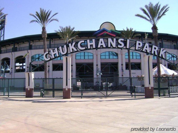 Imagen general del Hotel Holiday Inn Express and Suites Fresno South, An Ihg. Foto 5