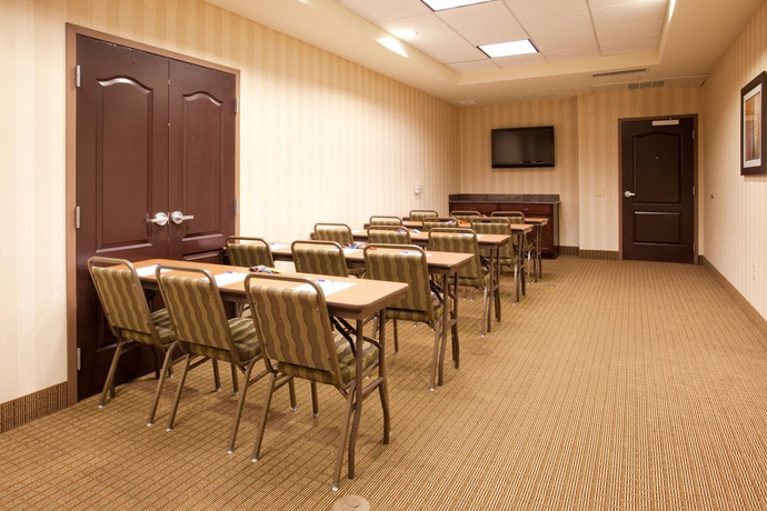 Imagen de la habitación del Hotel Holiday Inn Express and Suites Fresno South, An Ihg. Foto 14