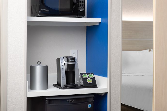 Imagen de la habitación del Hotel Holiday Inn Express and Suites Ft Myers Beach-Sanibel Gateway by IHG. Foto 10