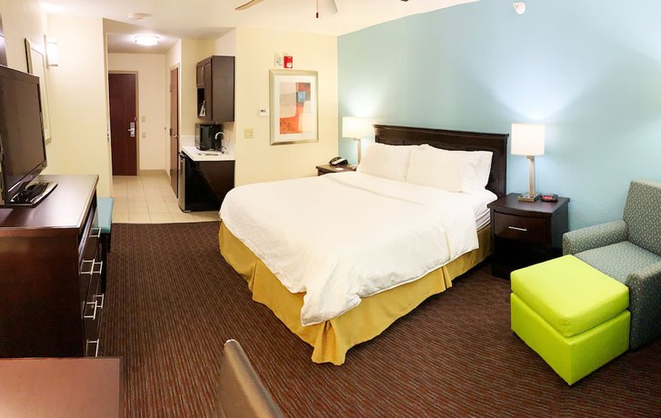Imagen de la habitación del Hotel Holiday Inn Express and Suites Gainesville, An Ihg. Foto 9