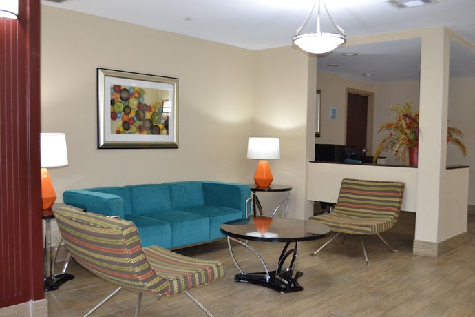 Imagen de los interiores del Hotel Holiday Inn Express and Suites Gainesville, An Ihg. Foto 19