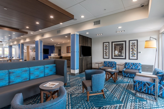 Imagen de los interiores del Hotel Holiday Inn Express and Suites Gainesville - Lake Lanier Area, An Ihg. Foto 15