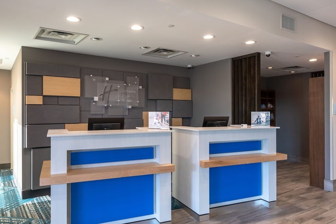 Imagen de los interiores del Hotel Holiday Inn Express and Suites Gainesville - Lake Lanier Area, An Ihg. Foto 17