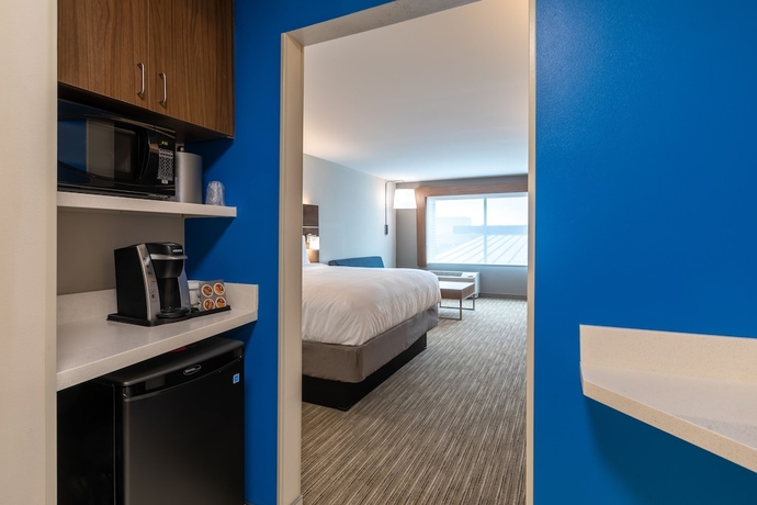 Imagen de la habitación del Hotel Holiday Inn Express and Suites Gainesville - Lake Lanier Area, An Ihg. Foto 9