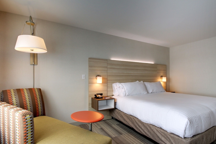 Imagen de la habitación del Hotel Holiday Inn Express and Suites Galesburg, An Ihg. Foto 14