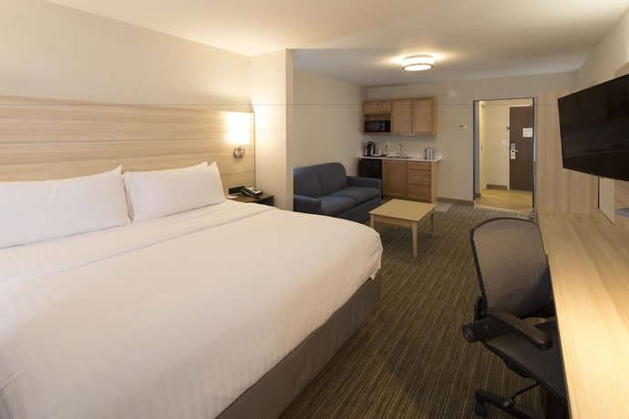 Imagen de la habitación del Hotel Holiday Inn Express and Suites Gaylord, an IHG. Foto 12