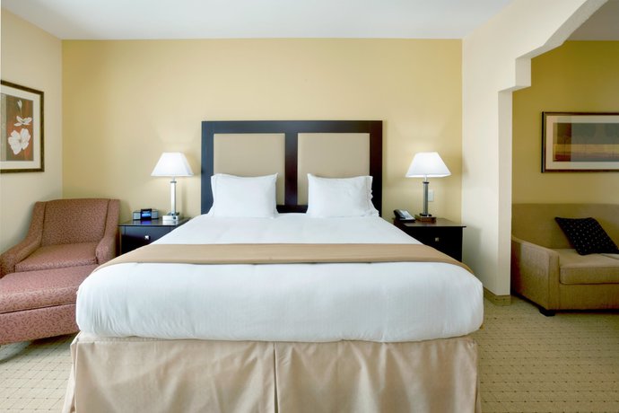 Imagen de la habitación del Hotel Holiday Inn Express and Suites Georgetown, an IHG. Foto 11