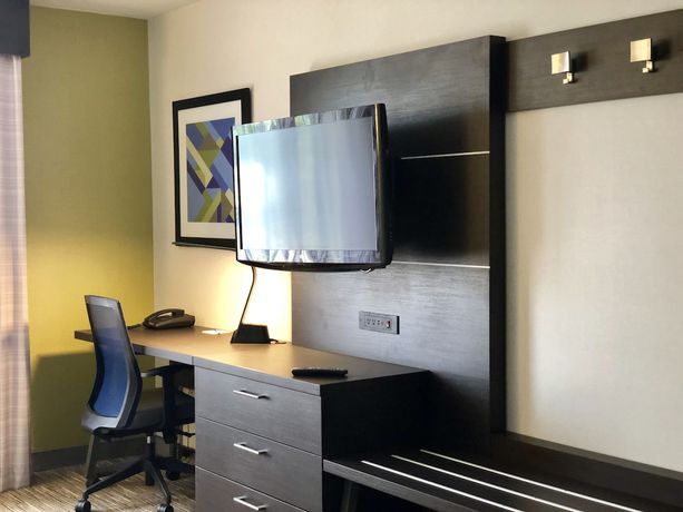 Imagen de la habitación del Hotel Holiday Inn Express and Suites Great Barrington, An Ihg. Foto 4