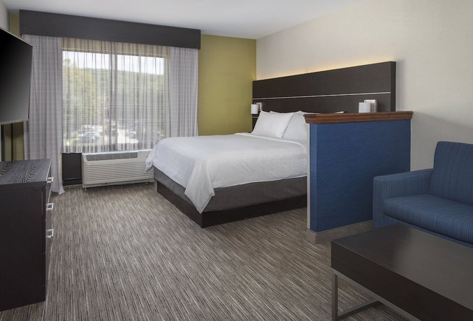 Imagen de la habitación del Hotel Holiday Inn Express and Suites Great Barrington, An Ihg. Foto 7