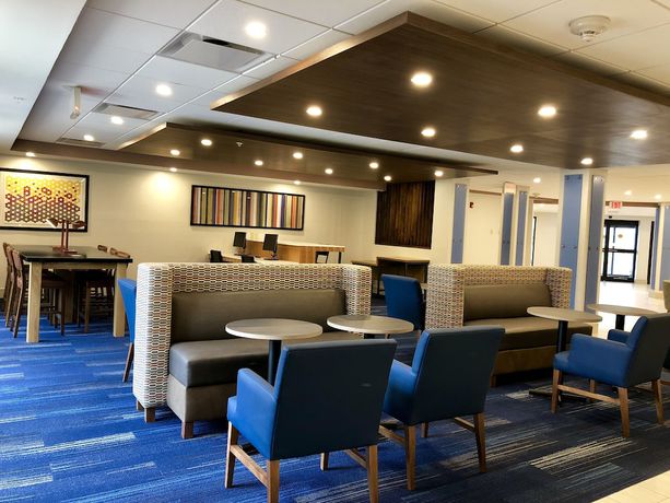 Imagen de los interiores del Hotel Holiday Inn Express and Suites Great Barrington, An Ihg. Foto 17